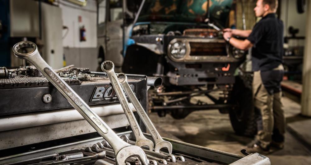 مزایای استفاده از خدمات مکانیک سیار شبانه‌روزی رستمی در زنجان